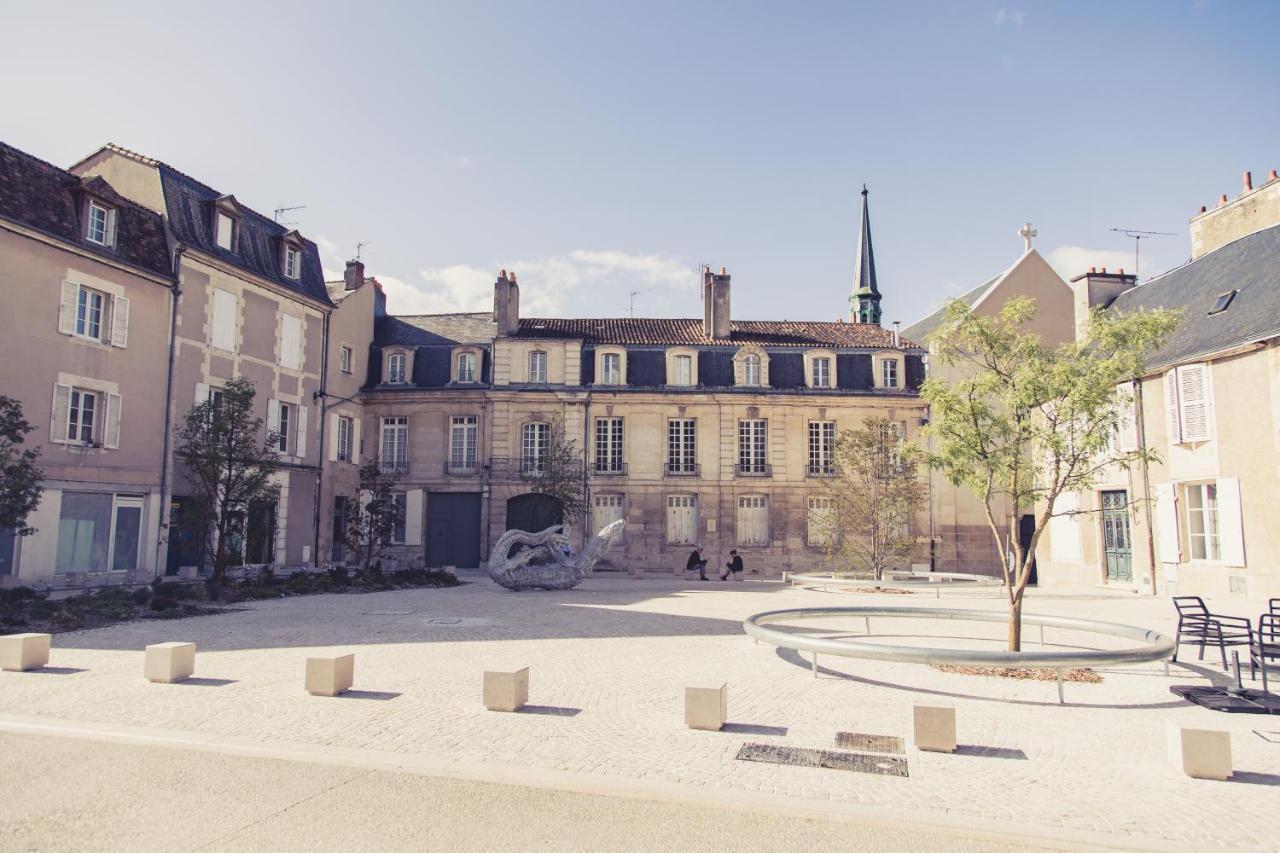 La Maison De La Liberte Studio Jules Verne Poitiers Eksteriør bilde