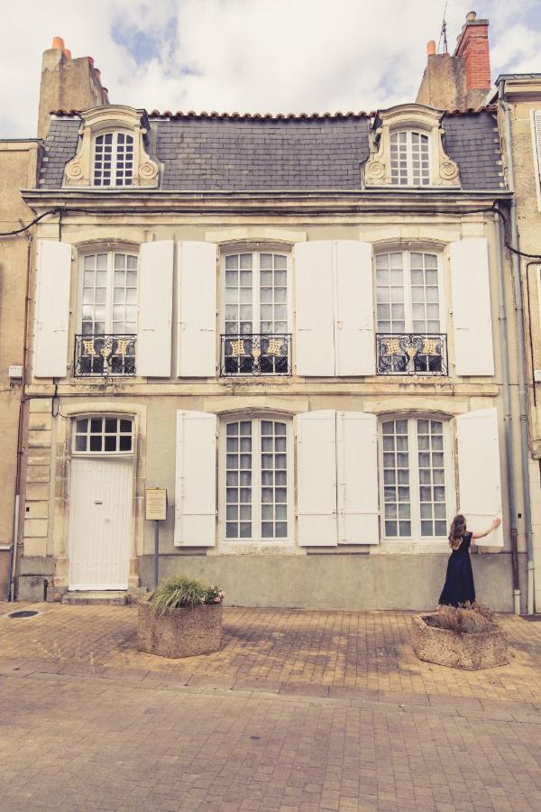 La Maison De La Liberte Studio Jules Verne Poitiers Eksteriør bilde